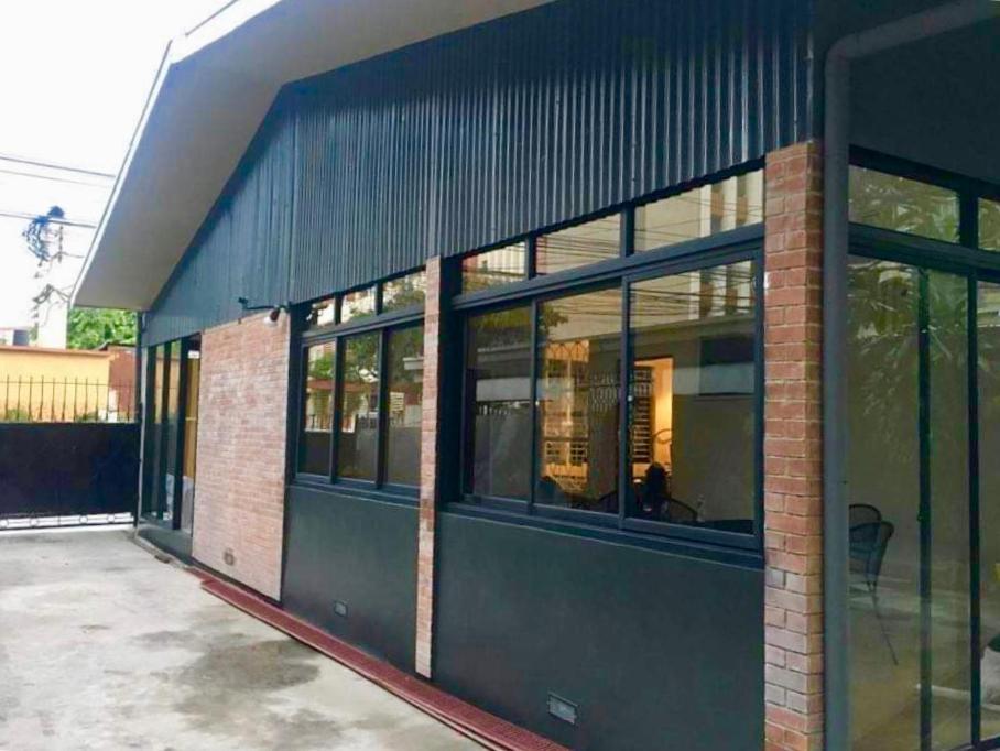 The Hub District Garden Suites Pasay Zewnętrze zdjęcie
